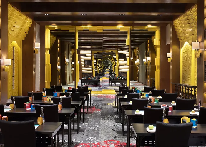 インディゴ バリ ビーチ 5*